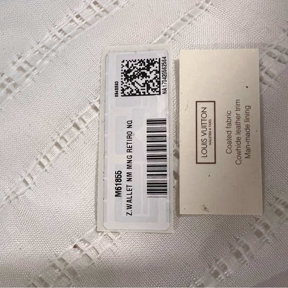 Louis Vuitton Zippy Wallet - Picture 15 of 15